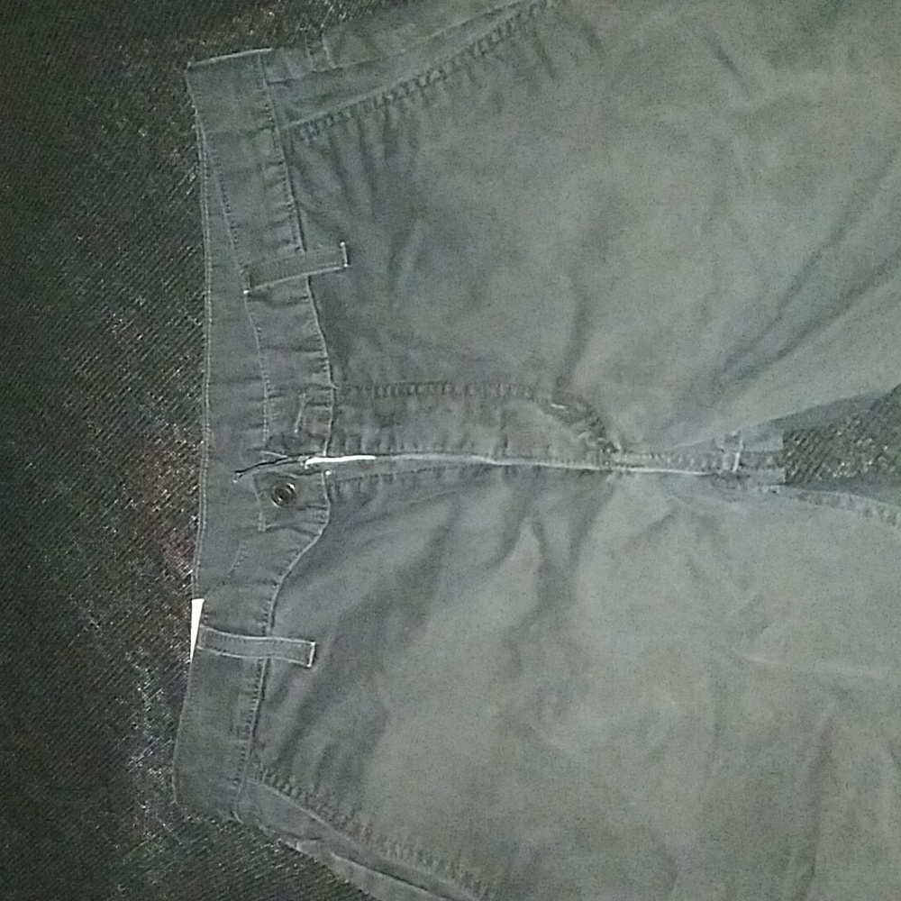 Size 33 x 32 Levis Slacks. Black.